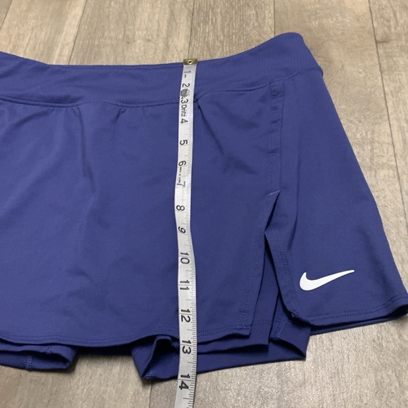 Womens‎ Nike Victory Court Slim Fit Yoga Performance Athleisure Bike Skort - Picture 4 of 10